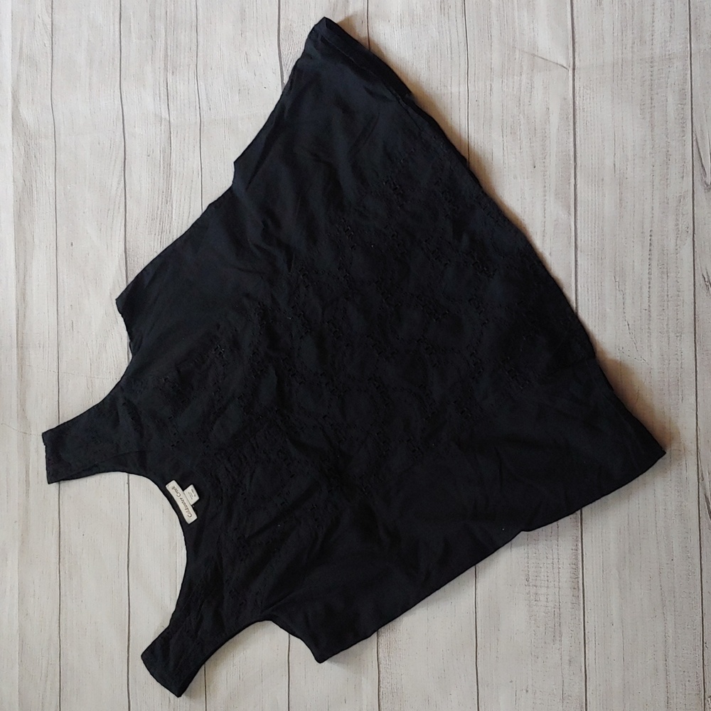 COLDWATER CREEK EYELET FRONT TANK